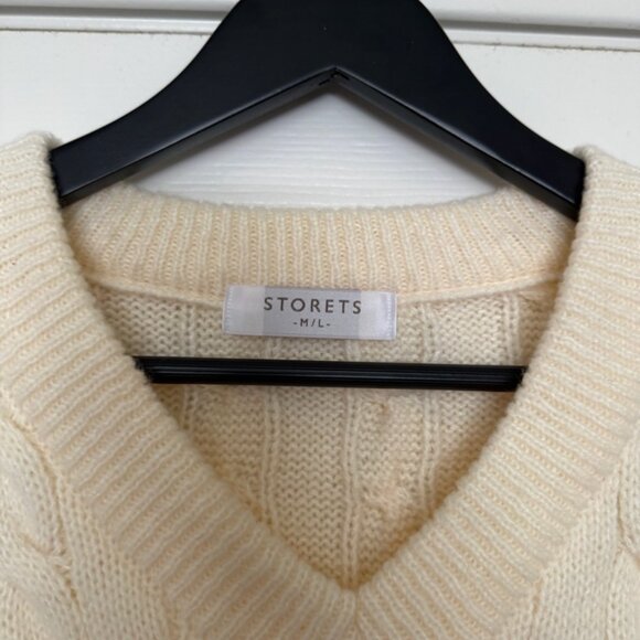 Storets Cable Knit V-Neck Sweater - Cream - Picture 4 of 5